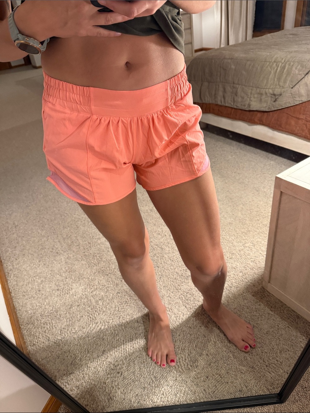 Lululemon pink hottie hot short size 4